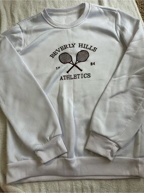 SHEIN White Pullover Sweatshirt with Branded Tag
